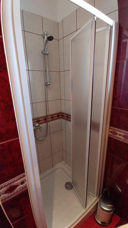 Apartments Ribaric Раб Екстериор снимка